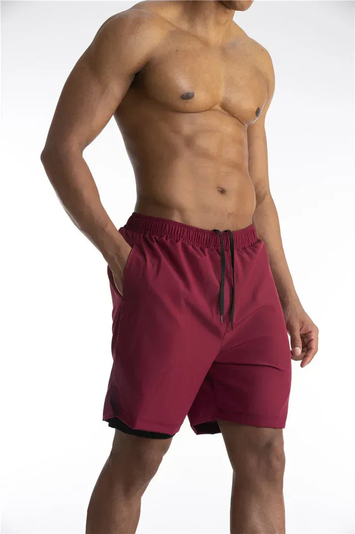 Kurze Herren Sporthose mit Innenfutter und Tasche