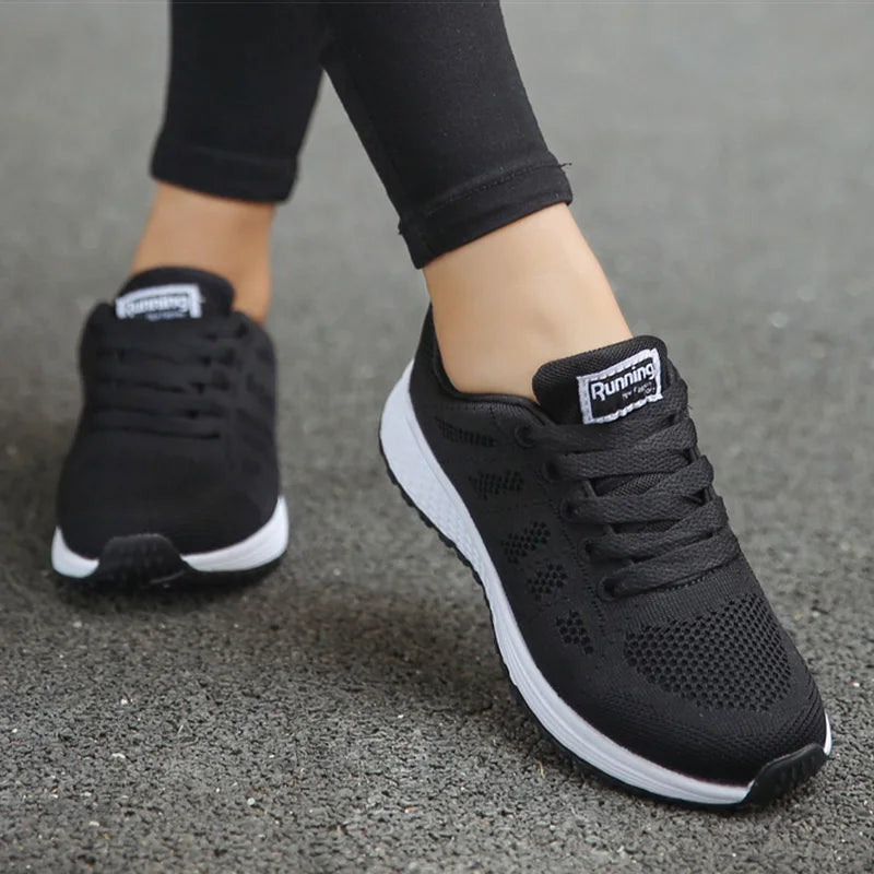 Women Sports Shoes 2023 Trends Sneakers Women Light Sport Sneaker Breathable Casual Shoes For Women White Tennis Female Footwear